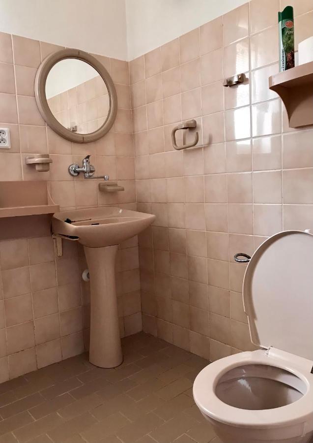 Apartman Na Kopecku โมดราวา ภายนอก รูปภาพ